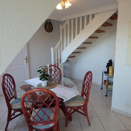 Escapade Sarah, Duplex